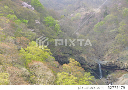 瓦卡瀑布 32772479