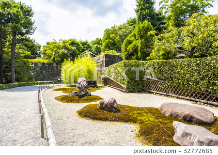 Kamo Nanaishi of Nijo Castle Kamo Nanaishi of Nijo Castle 32772685