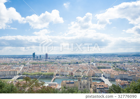 Overlooking the city of Lyon from the hill of Furbieres Overlooking the city of Lyon from the hill of Furbieres 32776090