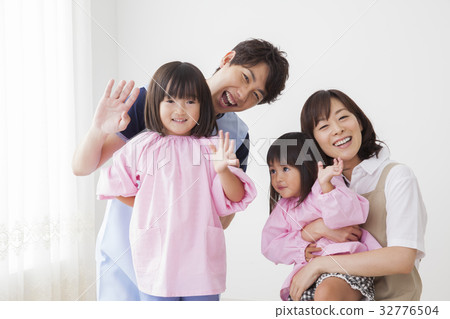 family family 32776504