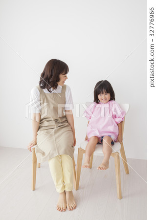 person, younger, girl 32776966