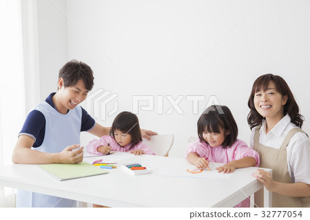 托兒所 托兒所 32777054