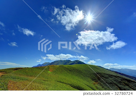 Setshara和Tanigawa山脈在Joetsu邊界·Kono通行證 32780724