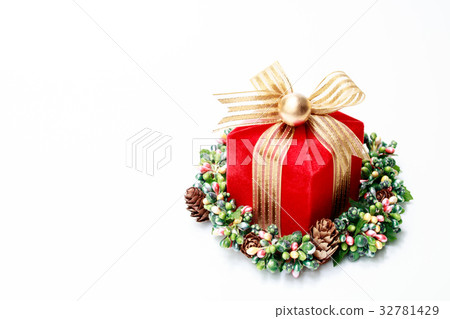 Christmas gift Christmas gift 32781429