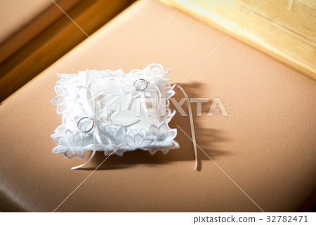 Bridal material image Bridal material image 32782471