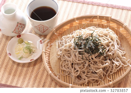 Shinshu soba 32783857