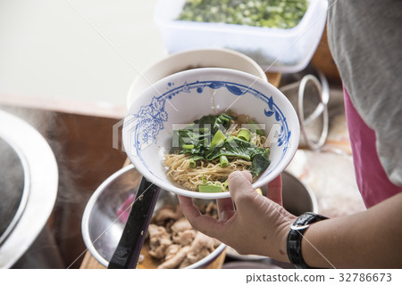 Noodle Boat or Noodle Waterfall 32786673