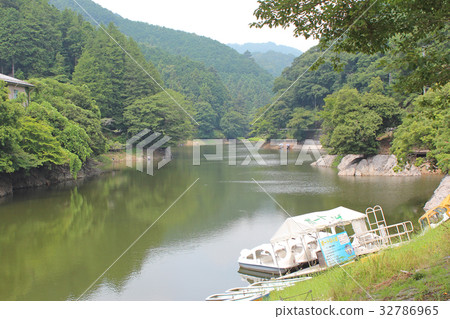 初夏的Aibakita埼玉湖 32786965