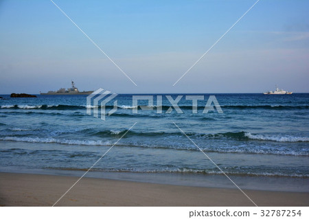 Izu Peninsula Aegis / Mustin & Patrol Vessel Kano's Anchorage Tatadohama Beach (Shizuoka Prefecture Minamiizu) 32787254