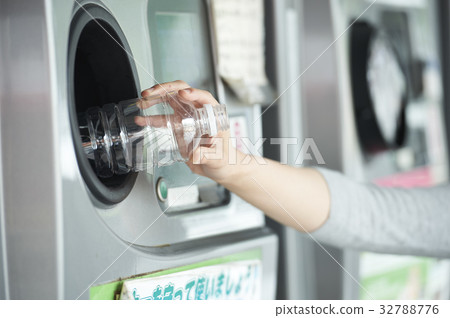 supermarket supermarket 32788776