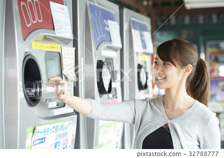 supermarket 32788777