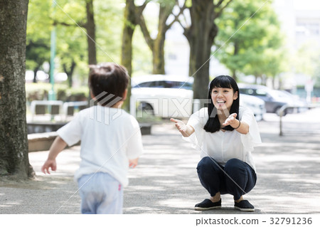 Mothers 32791236