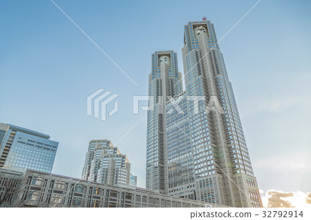 Shinjuku Deputy Metropolis 32792914