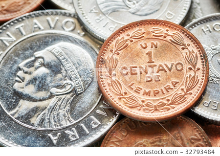 Close up picture of Honduran lempira coins. 32793484