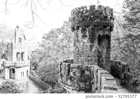 Portal of the Guardians at Quinta de Regaleira Portal of the Guardians at Quinta de Regaleira 32795377