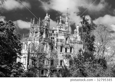 Palace at Quinta da Regaleira in Sintra Palace at Quinta da Regaleira in Sintra 32795385