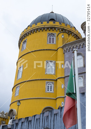 Palacio da Pena in Sintra (portugal) Palacio da Pena in Sintra (portugal) 32795414