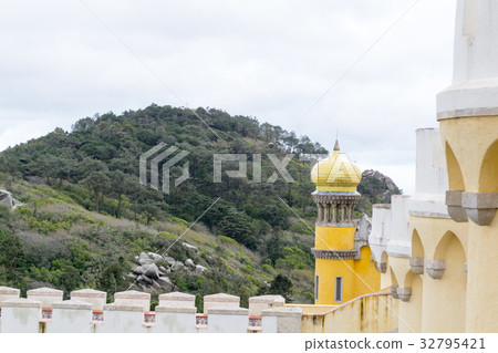 Palacio da Pena in Sintra (portugal) Palacio da Pena in Sintra (portugal) 32795421