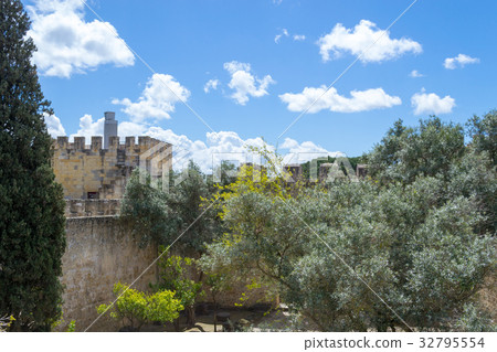 Castelo de Sao Jorge (Portugal) Castelo de Sao Jorge (Portugal) 32795554