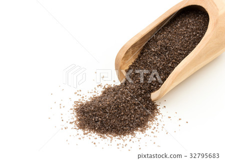 Alderwood Smoked Salt: Alderwood Smoked Salt 32795683