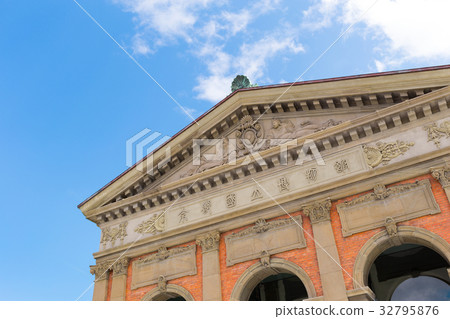 Kyoto National Museum 32795876