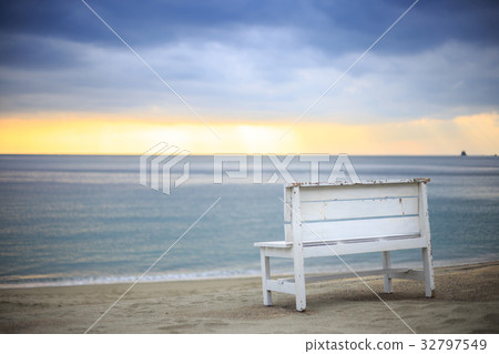 Beach and bench Beach and bench 32797549