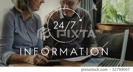 24/7 Help desk customer service overlay 24/7 Help desk customer service overlay 32799007