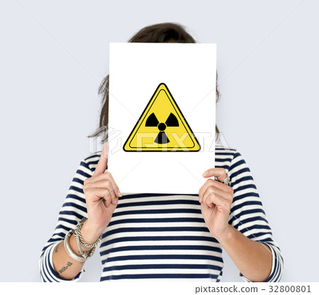 Radioactive risk hazard safety caution sign Radioactive risk hazard safety caution sign 32800801