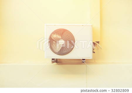 Air Compressor Machine 32802809