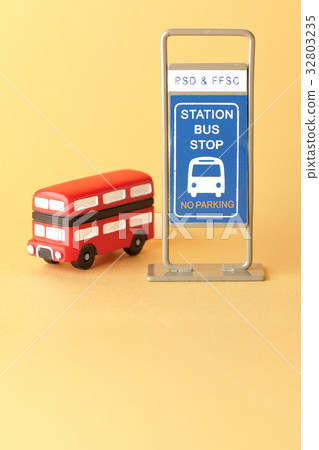 Bus terminal Bus terminal 32803235