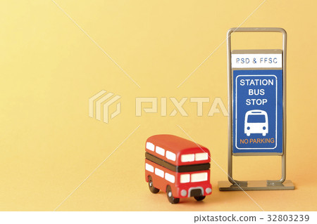 Bus terminal 32803239