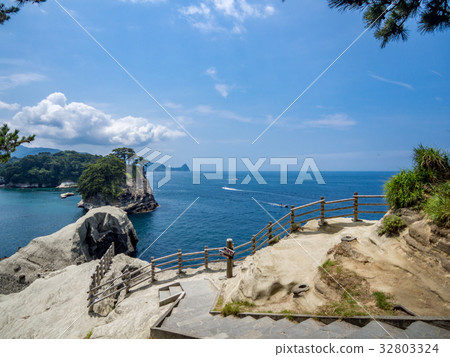 Scenery of the World Geopark Nishi Izodogashima Scenery of the World Geopark Nishi Izodogashima 32803324