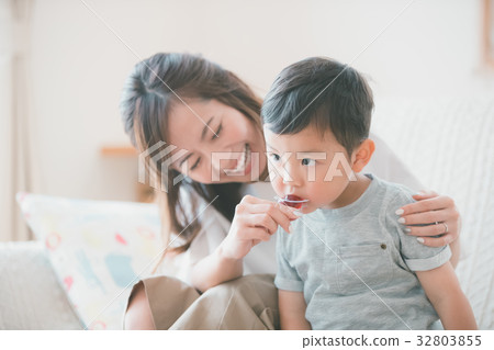 jelly, jello, Housewife 32803855