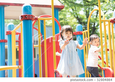 Children playing with playthings Children playing with playthings 32804864