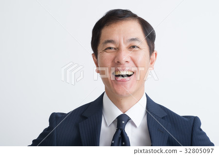微笑的商人 32805097