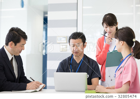 MR護士研究員 32805474