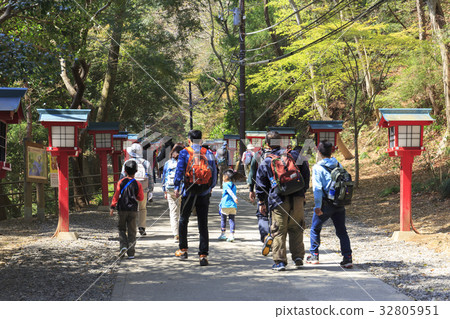 高雄山徒步旅行 高雄山徒步旅行 32805951