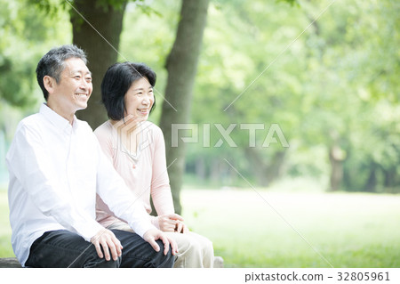 新綠色資深oshidori夫婦 32805961