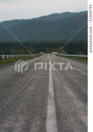 Beauty road M52 called Chemalsky trakt 32808792