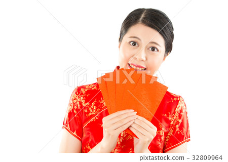 woman holding red envelope for lucky money 32809964