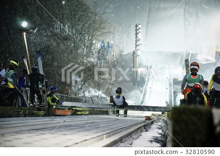 Ski jumping start 32810590