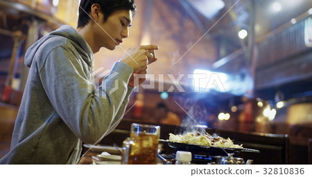 Male smartphone photography that tastes Genghis Khan 32810836