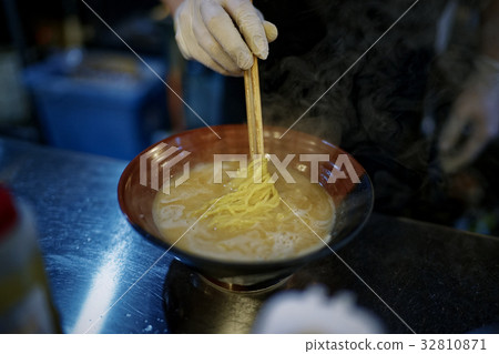 Sapporo Ramen Kitchen 32810871