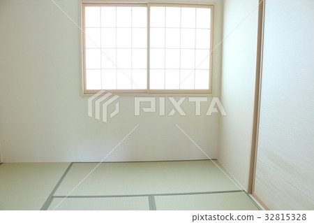 Newly built Japanese style room 32815328