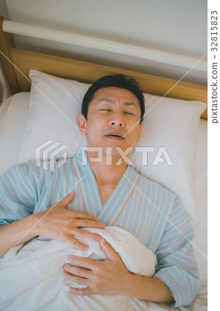 住院 生病的 病 32815823