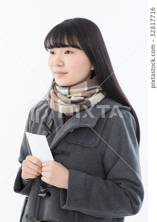 high school girl  32817716