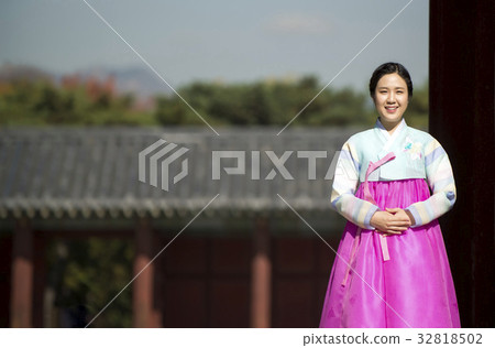 Hanbok, Changgyeonggung, Jongno-gu, Seoul 32818502