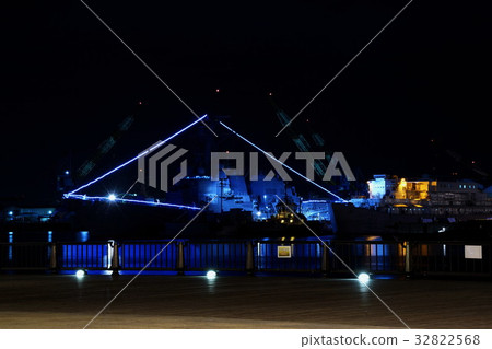 Yokosuka Port US Navy Aegis Vessel Lassen Destroyer-LASSEN missile destroyer night view Yokosuka Port US Navy Aegis Vessel Lassen Destroyer-LASSEN missile destroyer night view 32822568
