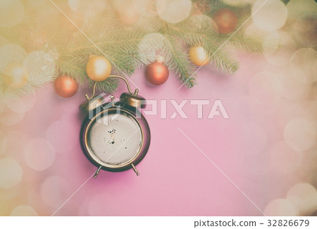 Alarm clock with coffee and pine branch Alarm clock with coffee and pine branch 32826679