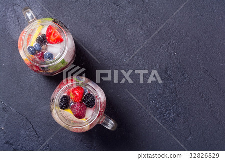 Ice cold summer drink lemonade Ice cold summer drink lemonade 32826829